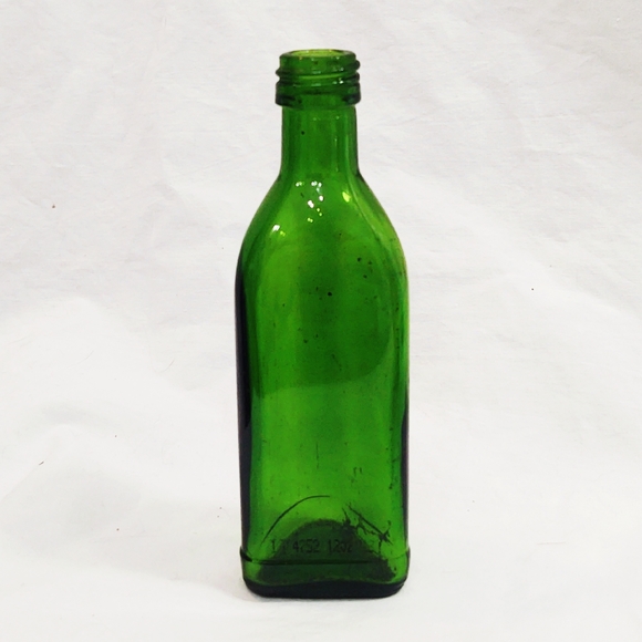 Vintage Lot of 4 Collectible Art Glass Pitcher, Bottles & Vase - Picture 4 of 6